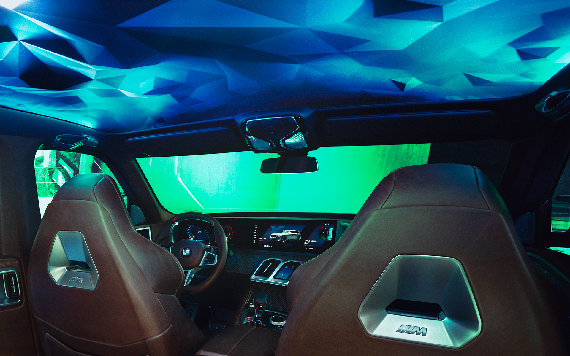 BMW Concept XM (G09) interior, vista lateral, detalle del techo